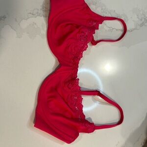 Skims hot pink underwire unlined cups with lace detail